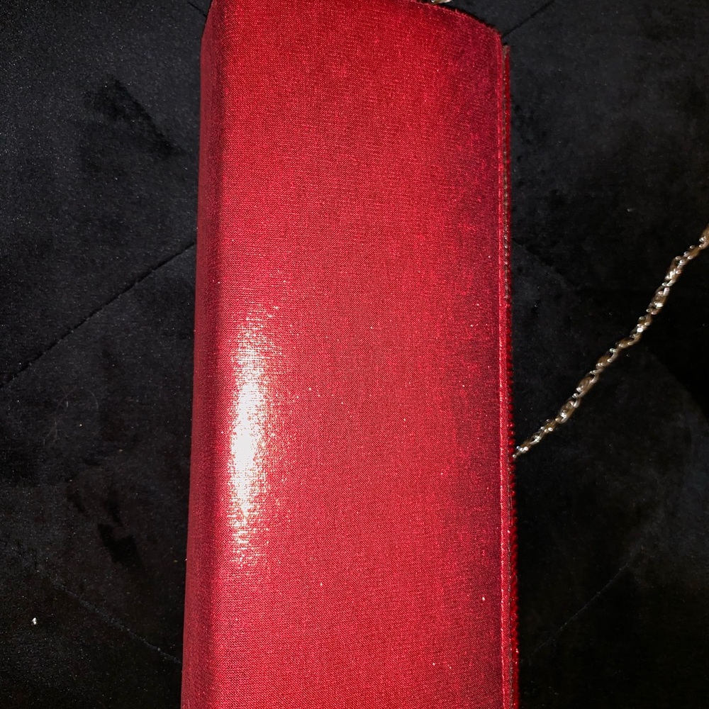 Red clutch - Picture 6 of 8